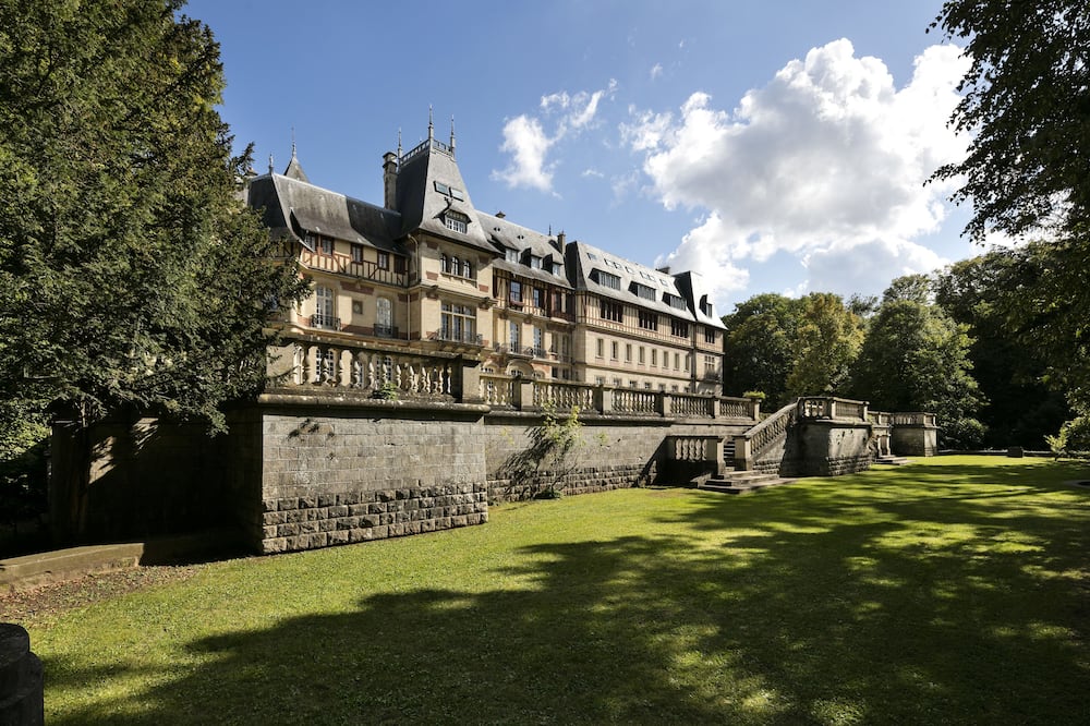 Chateau de Montvillargenne