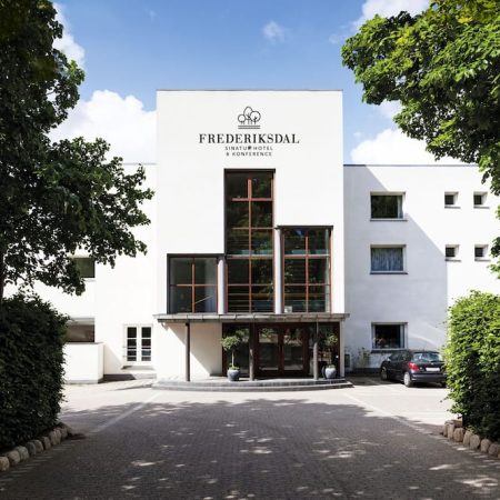 Frederiksdal-Sinatur-Hotel.jpg